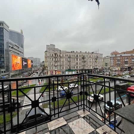 Apartment Near Gulliver Kiev Dış mekan fotoğraf