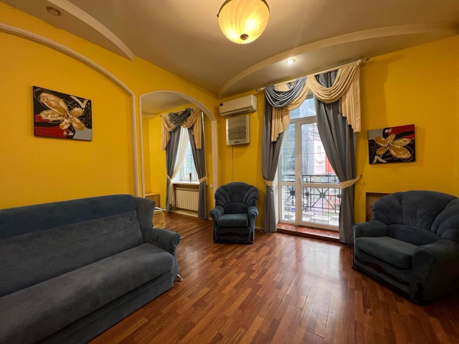 Apartment Near Gulliver Kiev Dış mekan fotoğraf